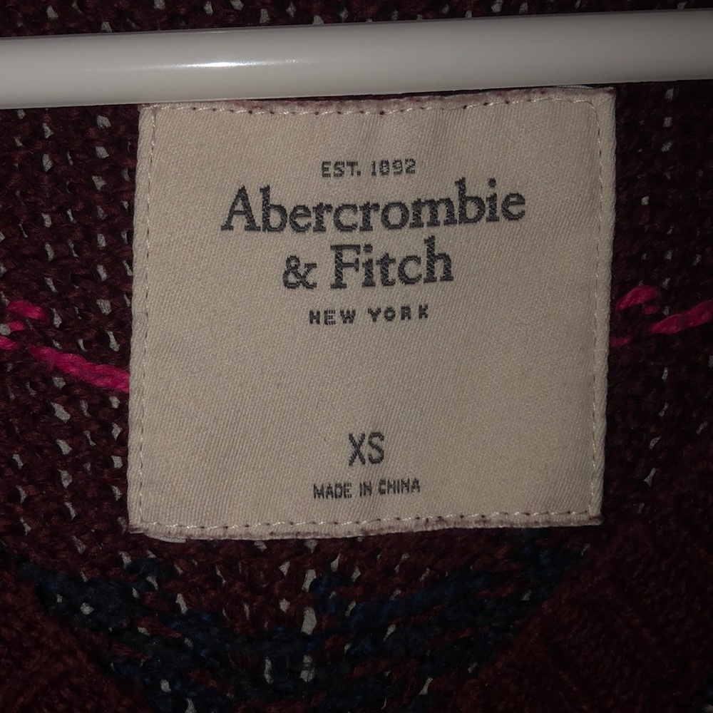 A&F sweater - Picture 2 of 5
